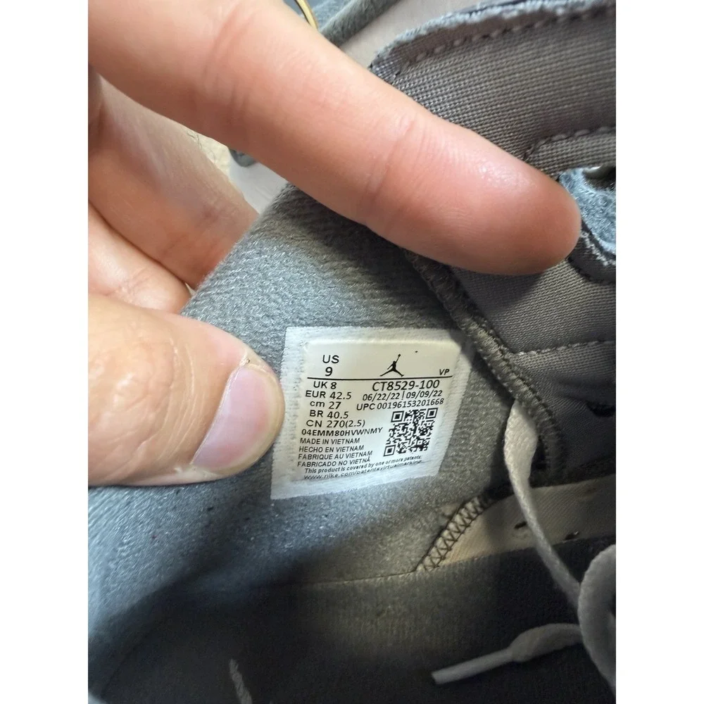 Jordan Air Jordan 6 Retro Cool Grey Men's High Top Sneaker CT8529-100 Size 9